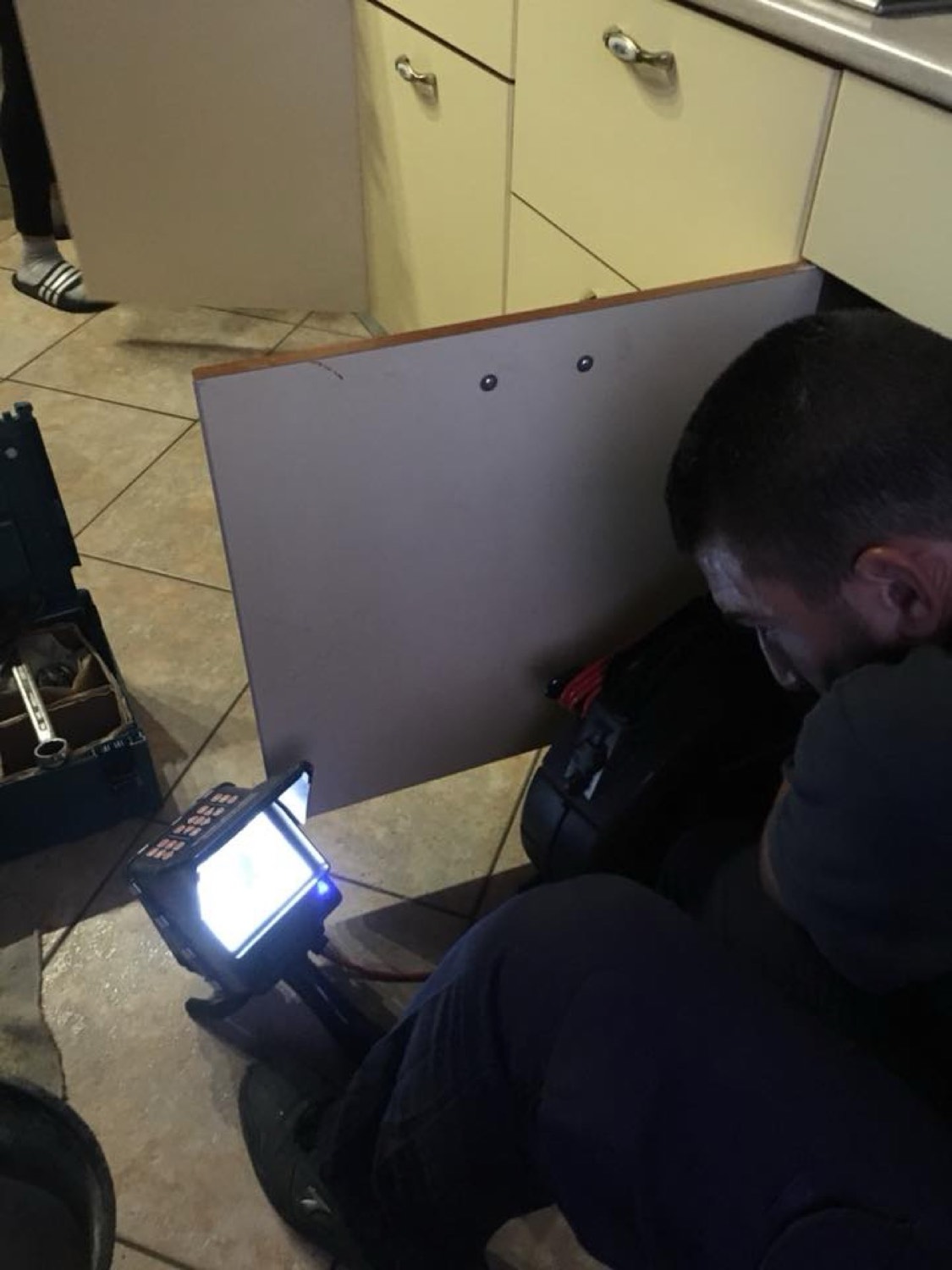 Tecnico durante un intervento reale